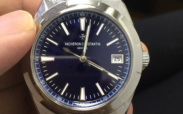 别再忍受晃荡表带！江诗丹顿快速调短实操教程（图）